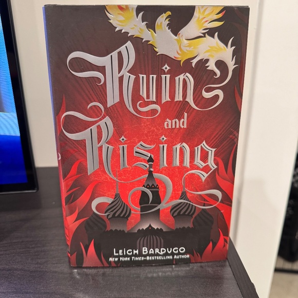 SIGNED Shadow & Bone Trilogy by Leigh Bardugo - Picture 7 of 8